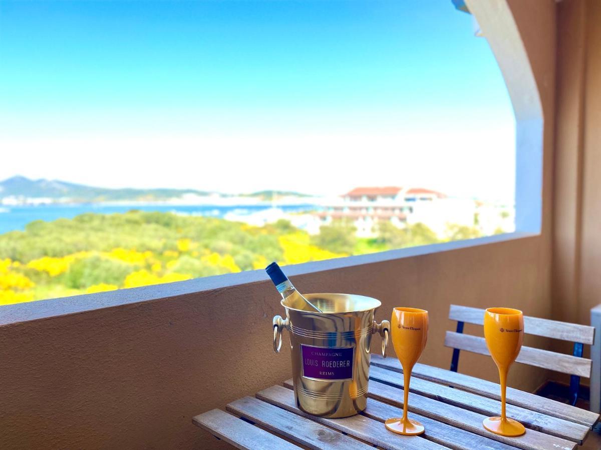Homey Experience - Navy Sea View Apartments Olbia Ngoại thất bức ảnh