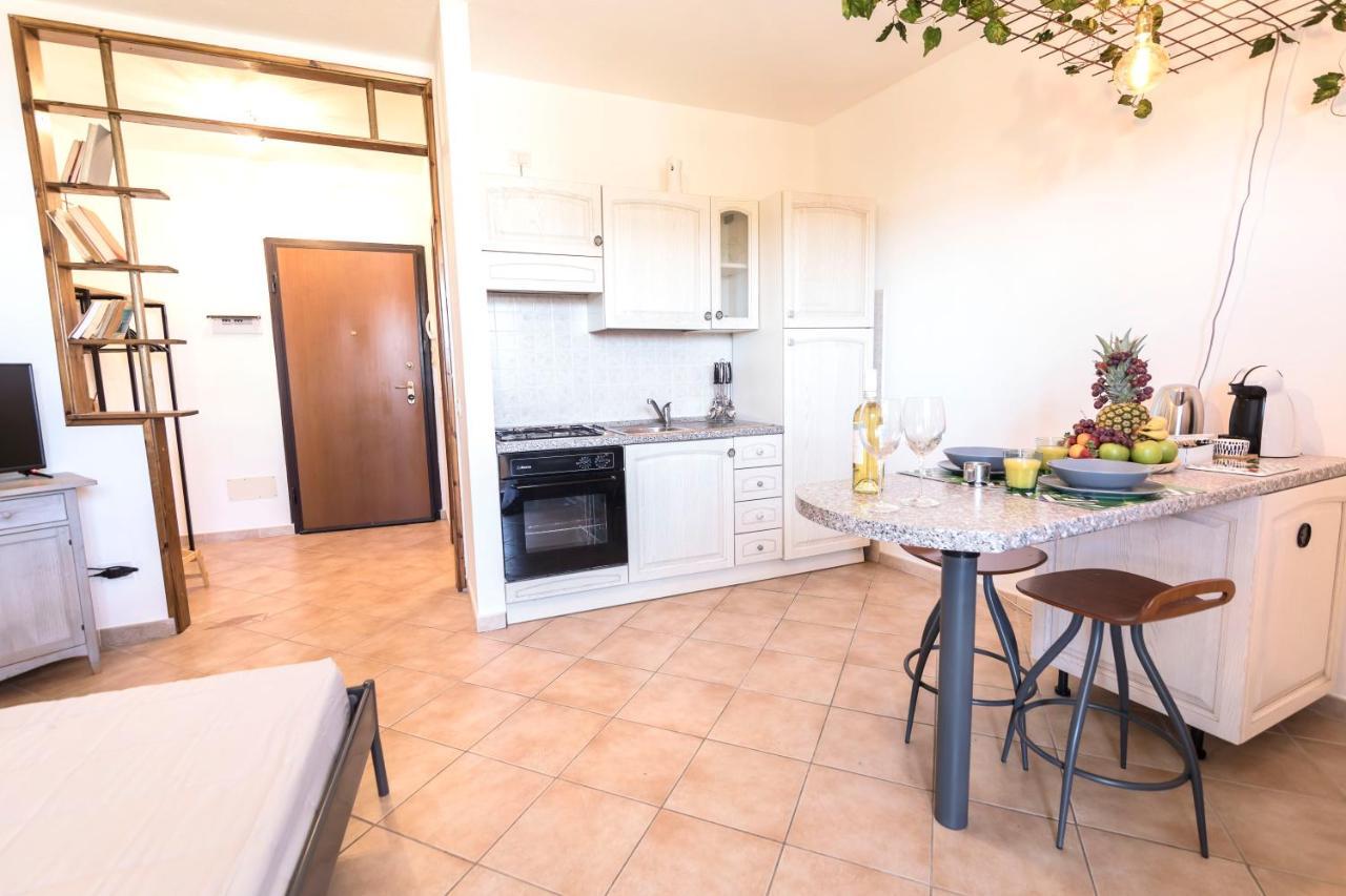 Homey Experience - Navy Sea View Apartments Olbia Ngoại thất bức ảnh
