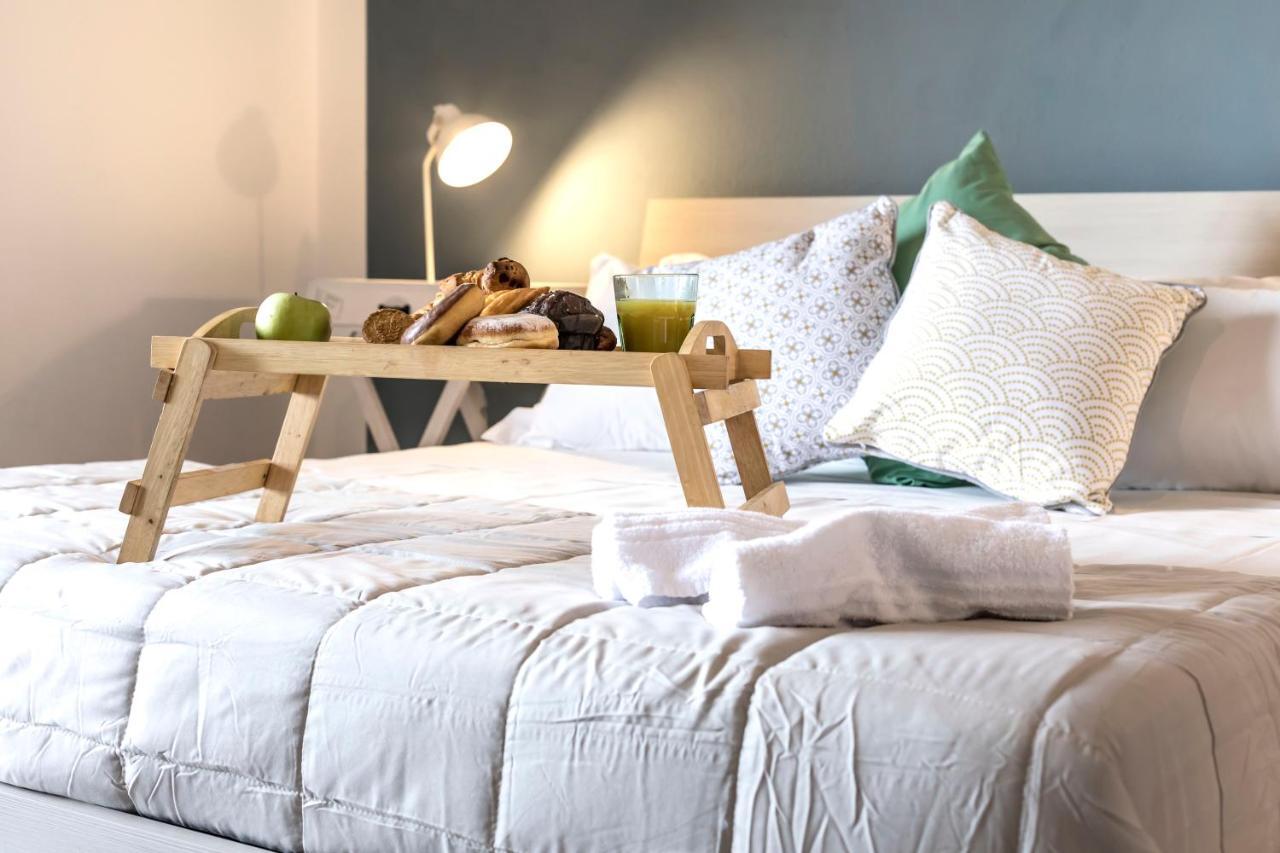 Homey Experience - Navy Sea View Apartments Olbia Ngoại thất bức ảnh